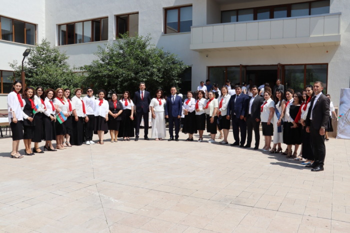 37 il sonra məzun oldular | FOTO şəkli 6