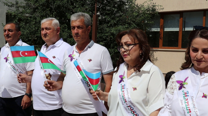 37 il sonra məzun oldular | FOTO şəkli 1